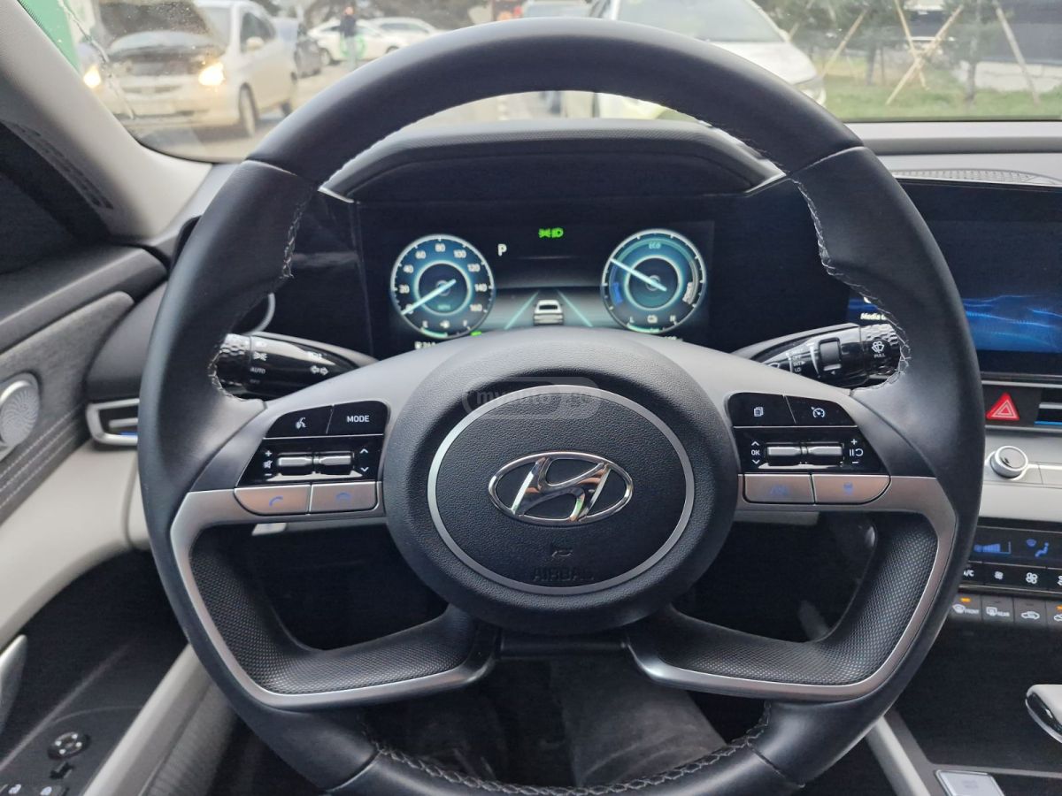 Hyundai Limited 4dr Sedan CVT — миниатюра 6