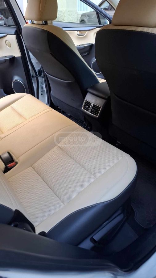 Lexus NX 300 - фото 10