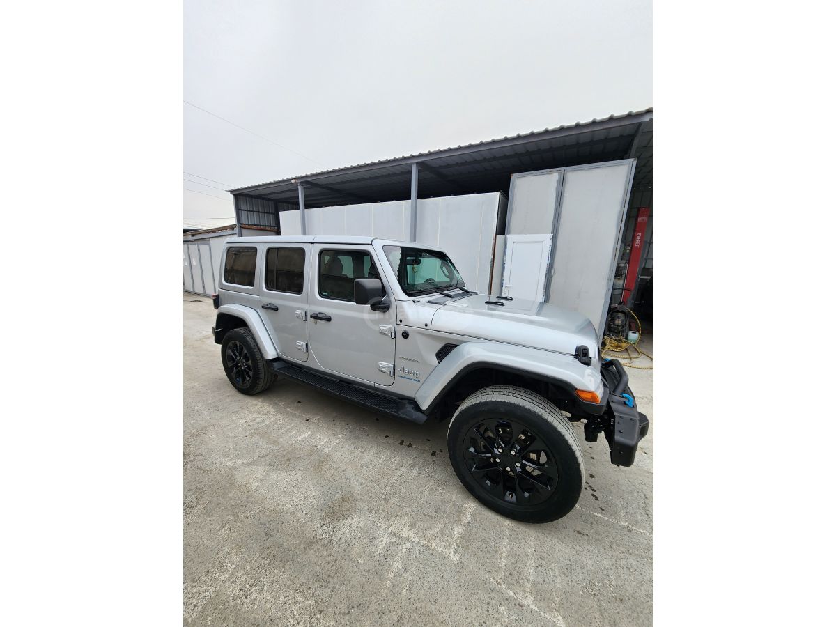 Jeep Sahara 4xe hybrid plagin 2023 — миниатюра 2