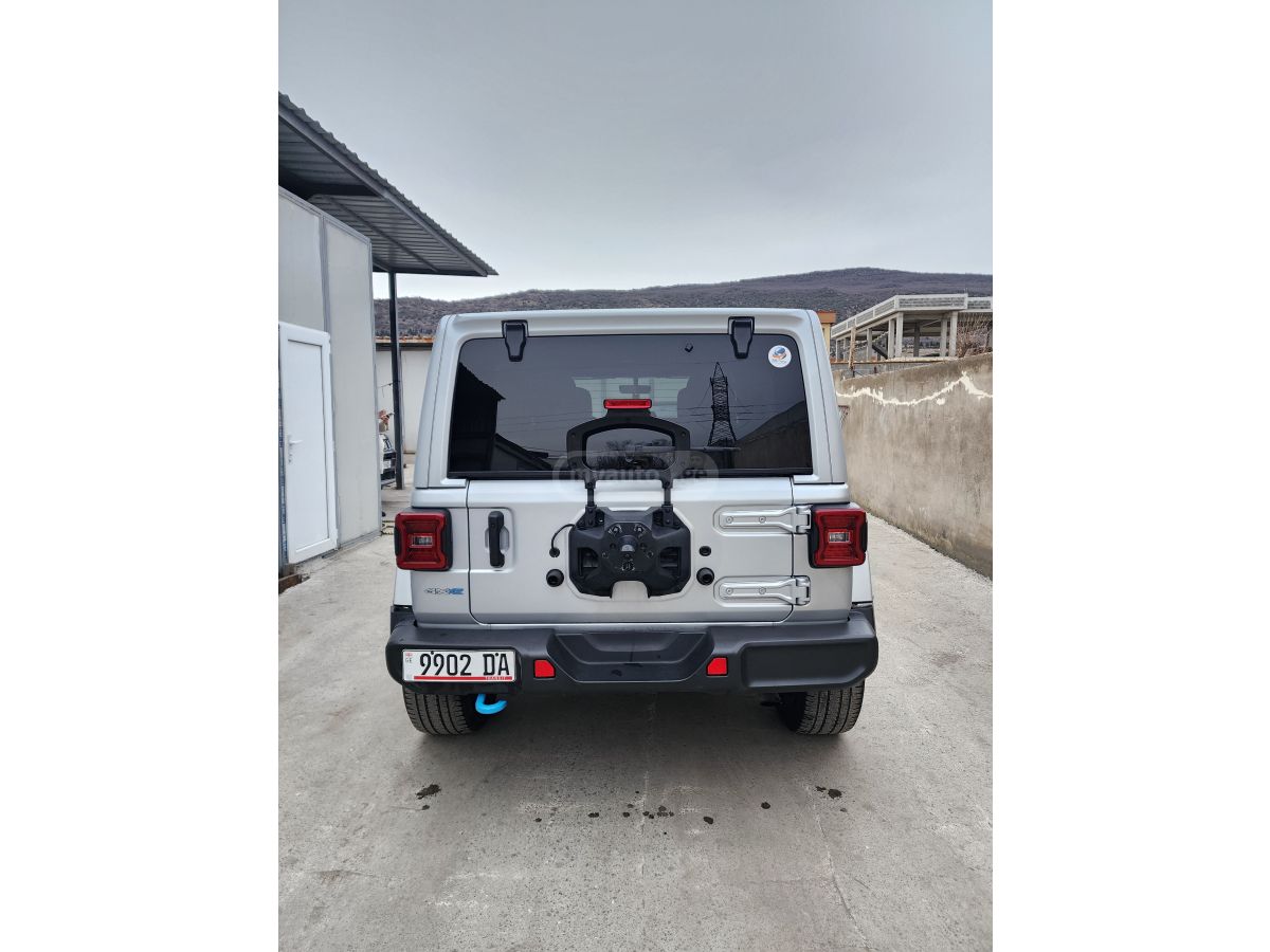 Jeep Sahara 4xe hybrid plagin 2023 — миниатюра 4