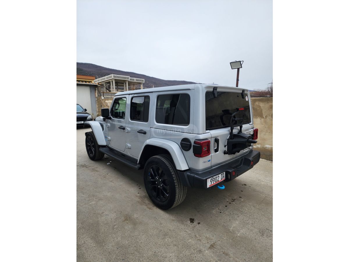 Jeep Sahara 4xe hybrid plagin 2023 — миниатюра 5