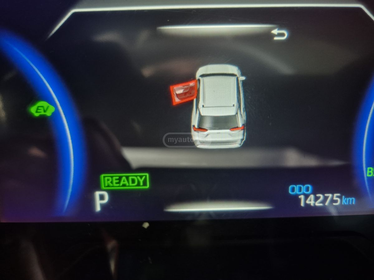 Toyota RAV 4 - фото 8