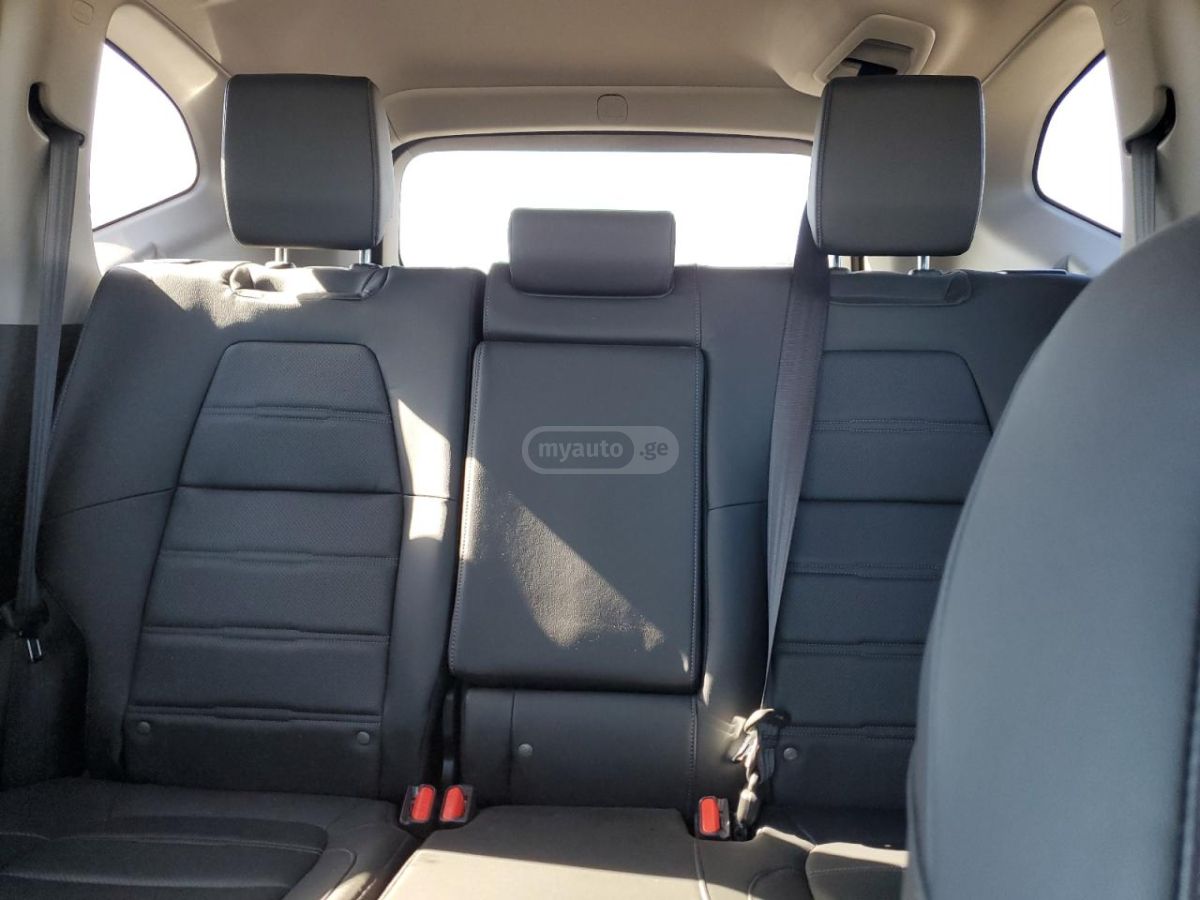 Honda CR-V - фото 10