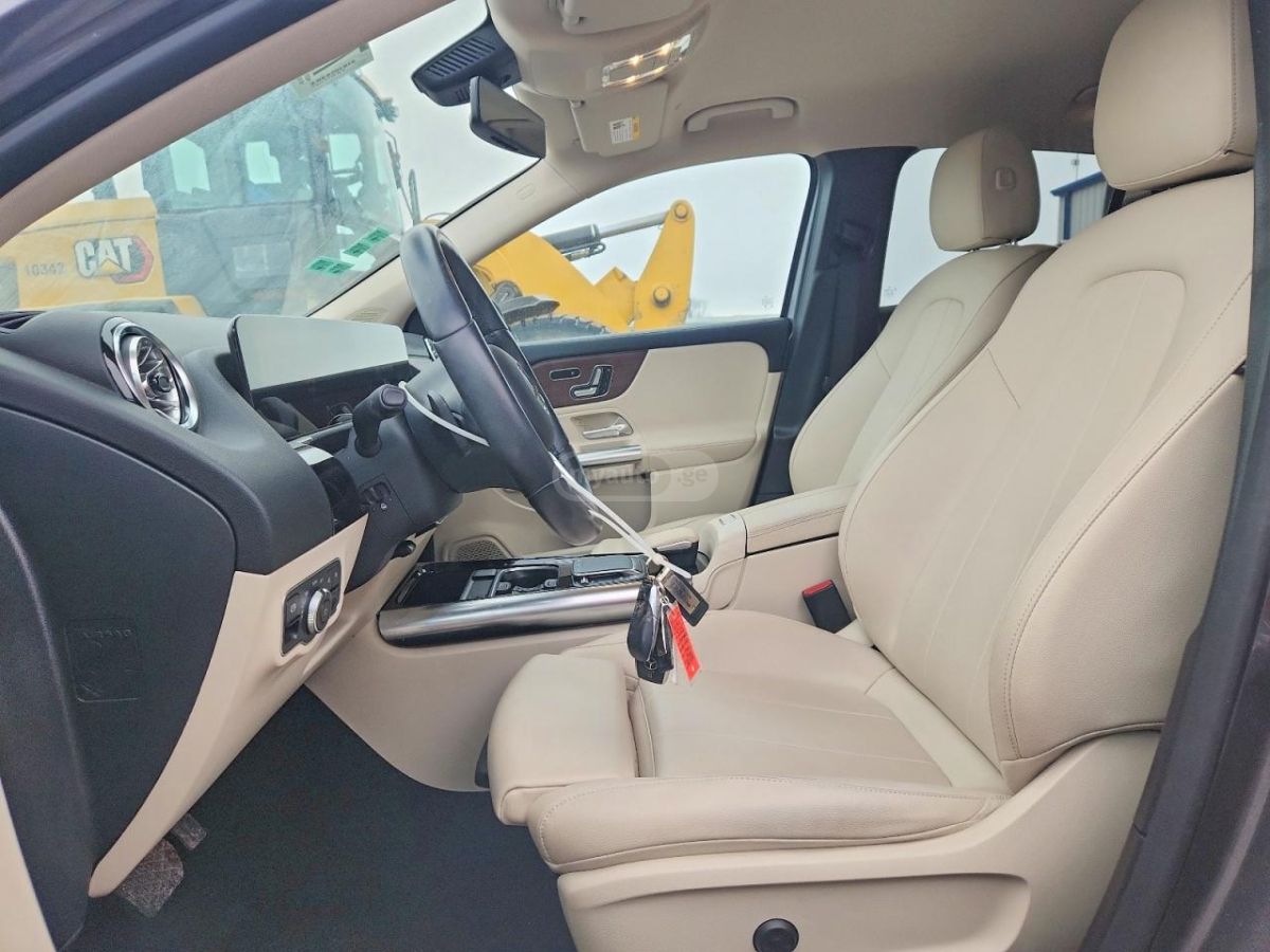 Mercedes-Benz GLA 250 - фото 7