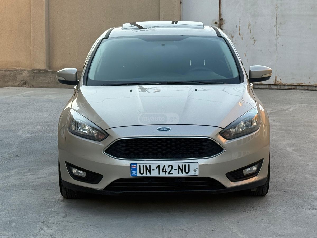 Ford Focus - фото 3