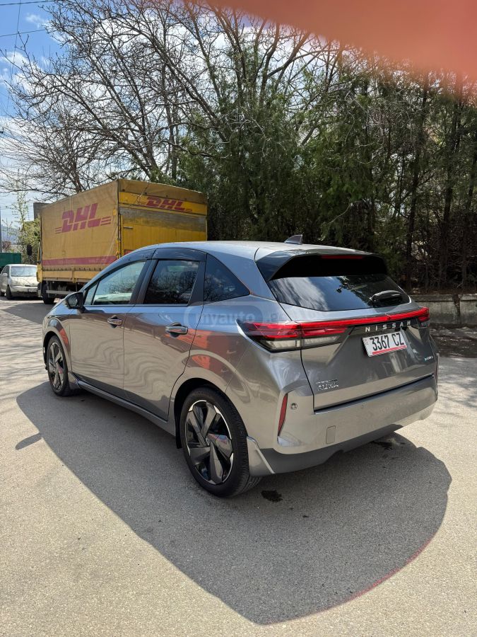 Nissan Note - фото 9