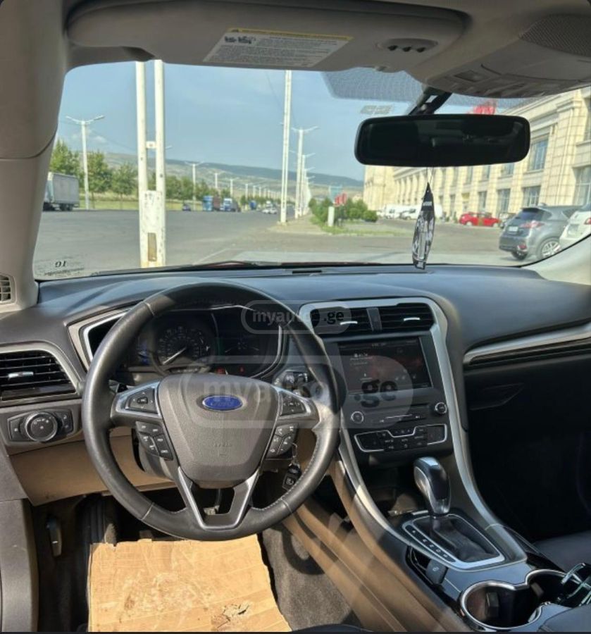 Ford Fusion - фото 3