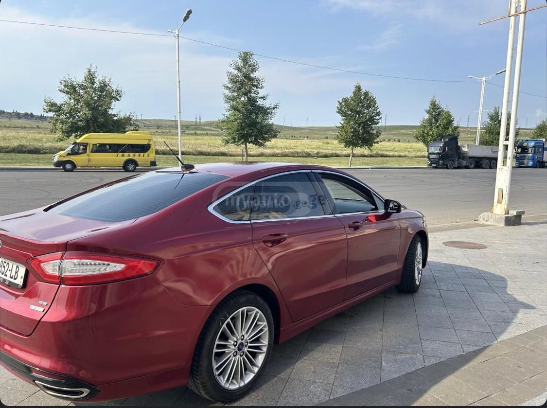 Ford Fusion - фото 6