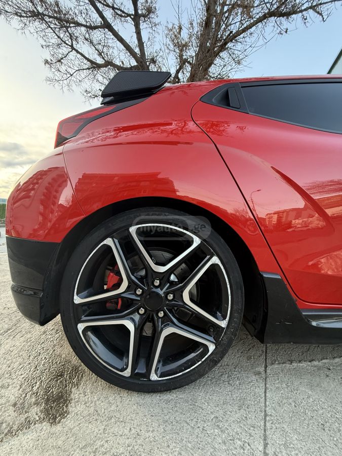 Hyundai Veloster 2022 — миниатюра 13