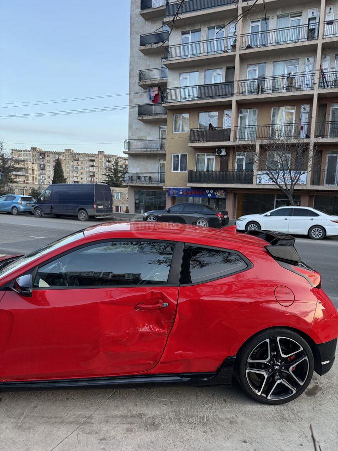 Hyundai Veloster 2022 — миниатюра 7