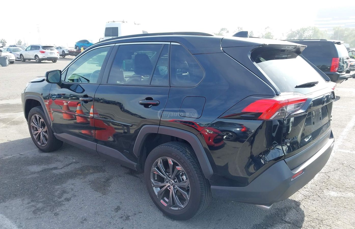 Toyota Xle Premium — миниатюра 3