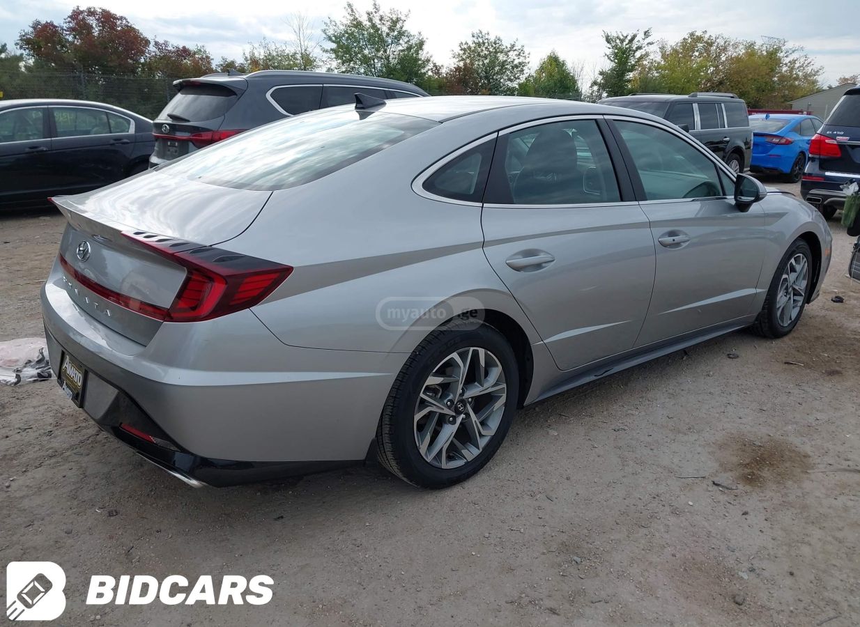 Hyundai SEL 4dr Sedan Automatic — миниатюра 4