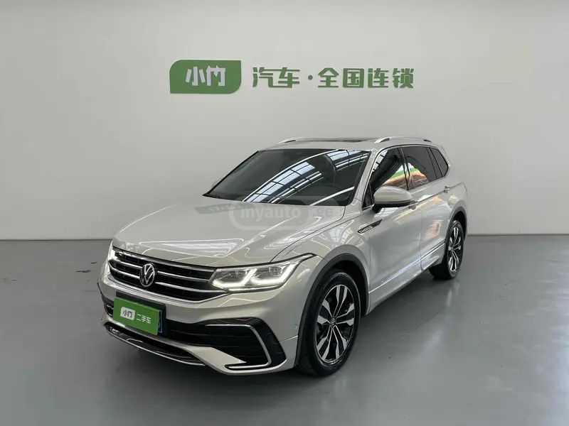 Volkswagen Tiguan - фото 1