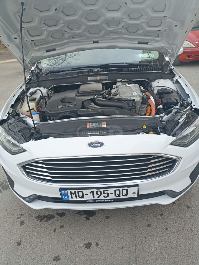 Ford Fusion - фото 13