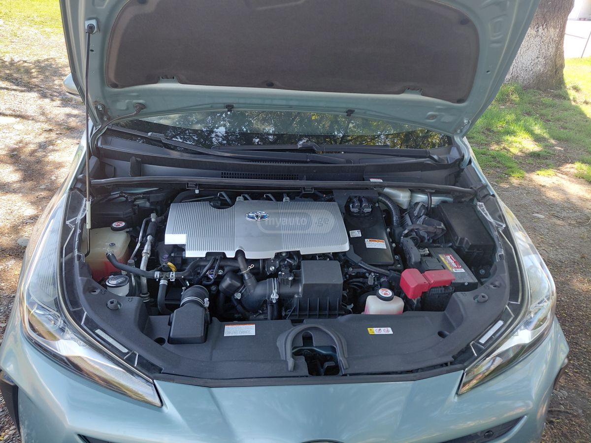 Toyota Prius - фото 8