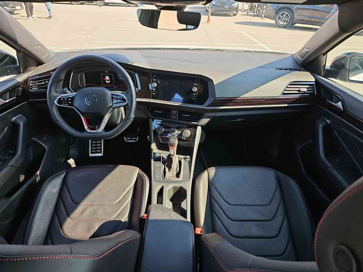 Volkswagen Volkswagen Jetta GLI — миниатюра 8