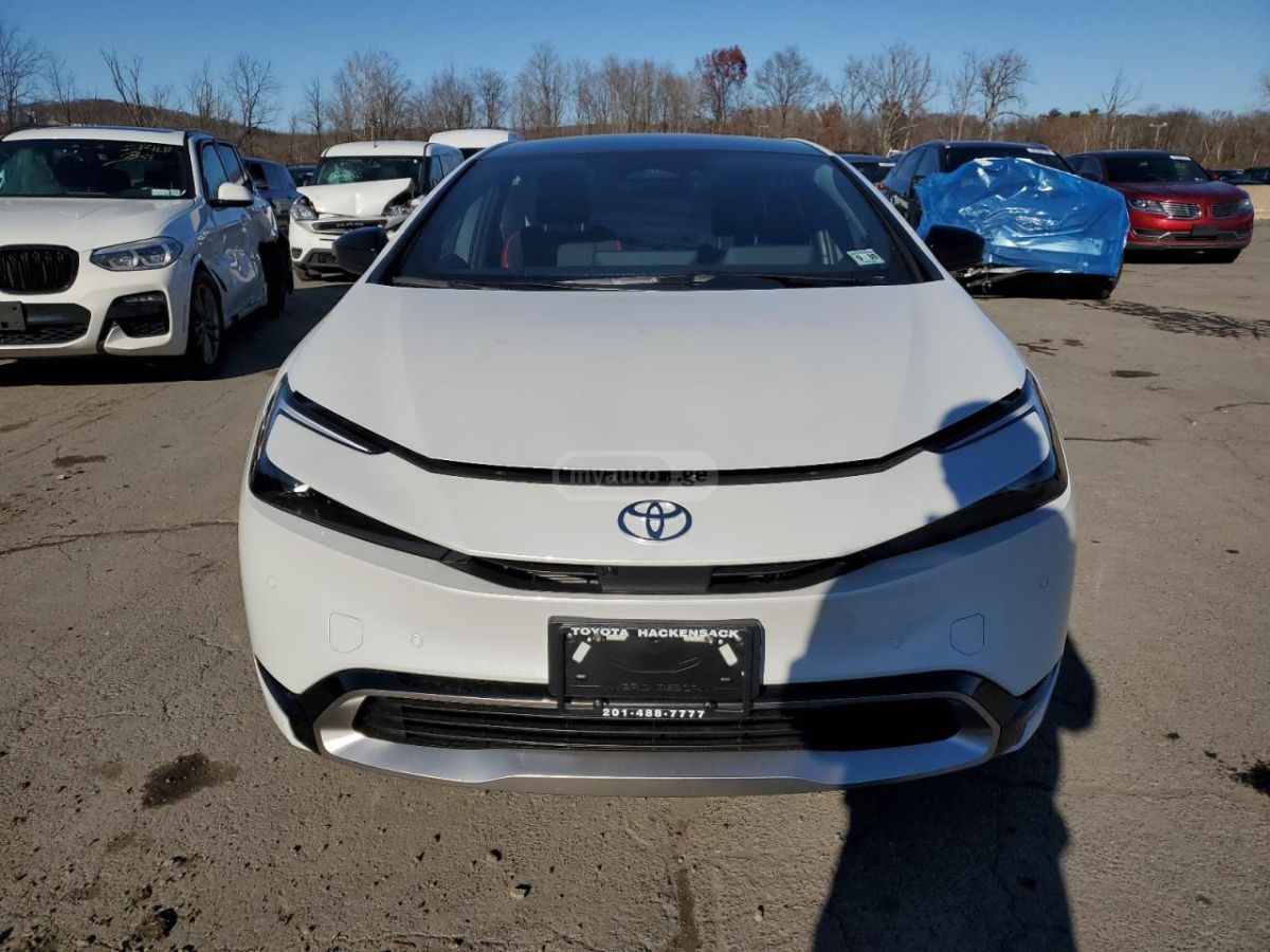 Toyota se — миниатюра 3