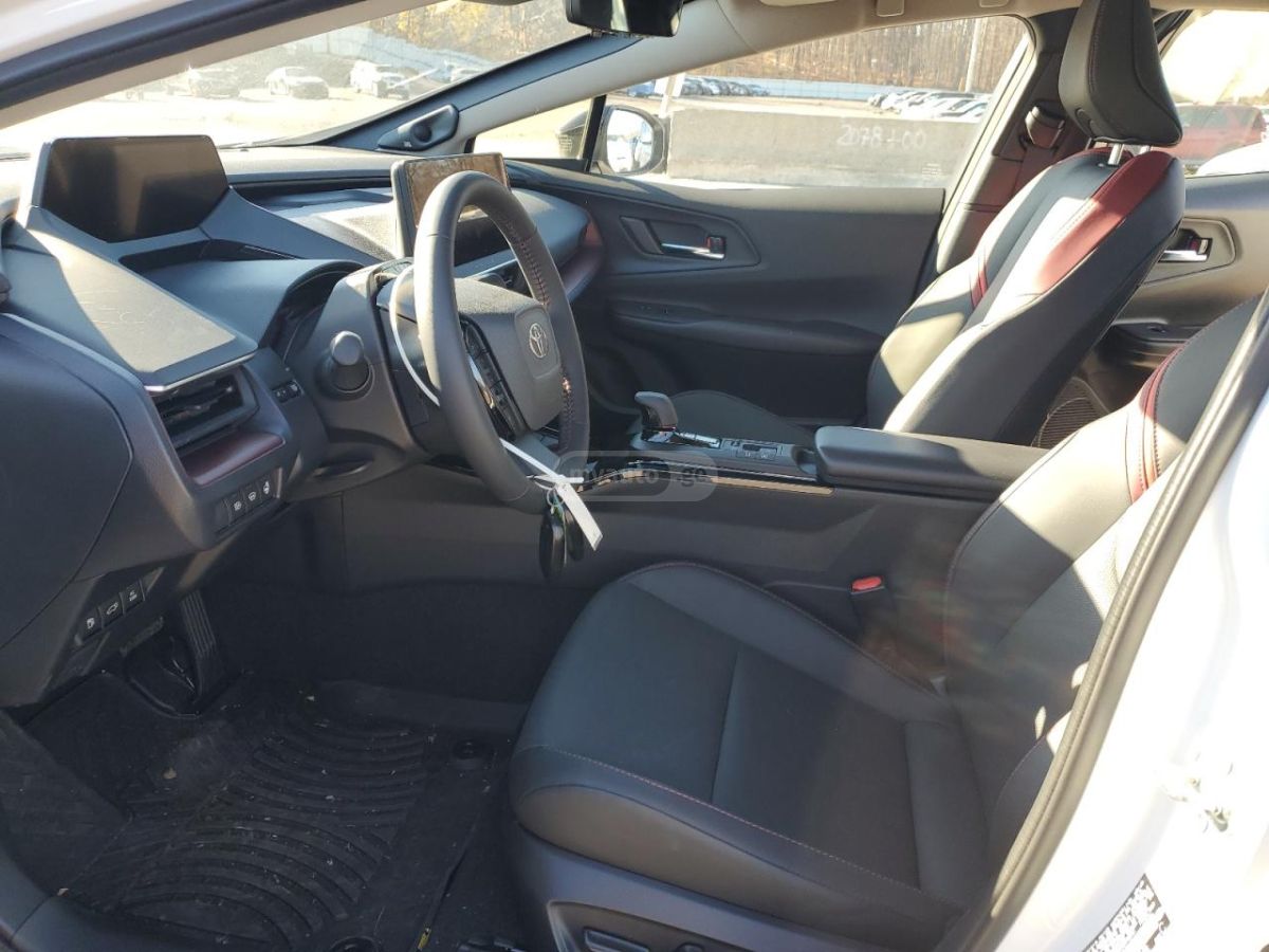 Toyota se — миниатюра 8