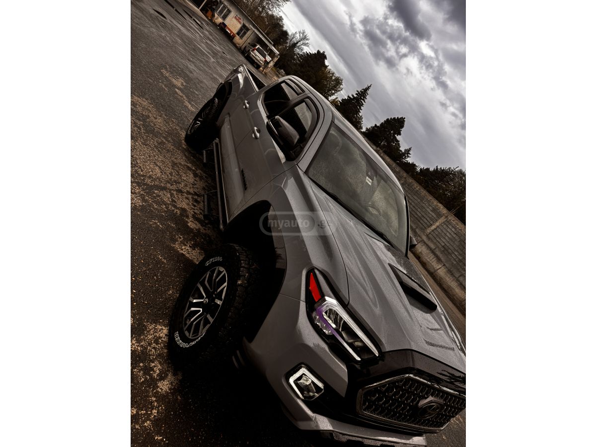 Toyota Tacoma - фото 10