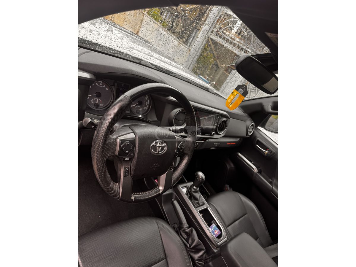 Toyota Tacoma - фото 14