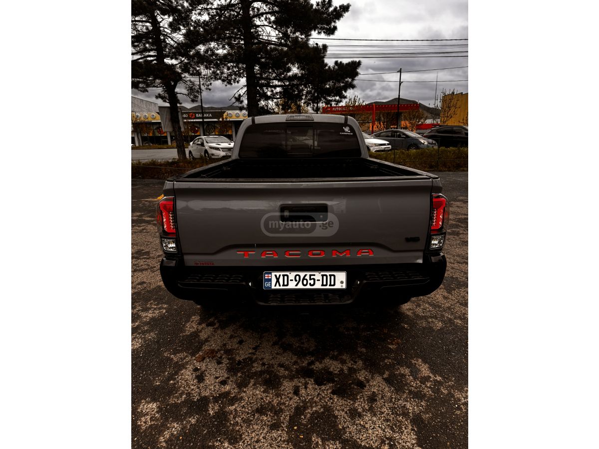 Toyota Tacoma - фото 6