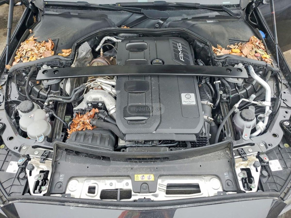 Mercedes-Benz C 43 AMG 2024 — миниатюра 11