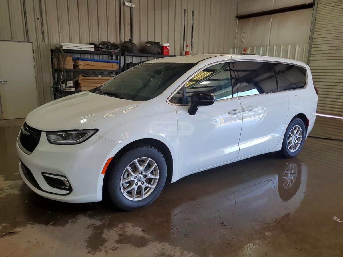 Chrysler Pacifica 2025 — миниатюра 1