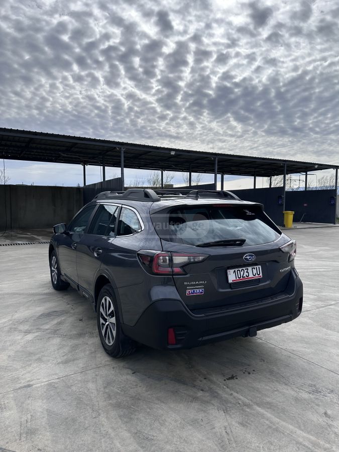 Subaru Premium 4dr All-Wheel Drive CV — миниатюра 7