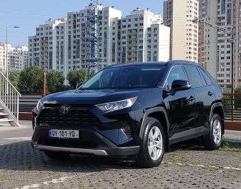 ToyotaRAV 4