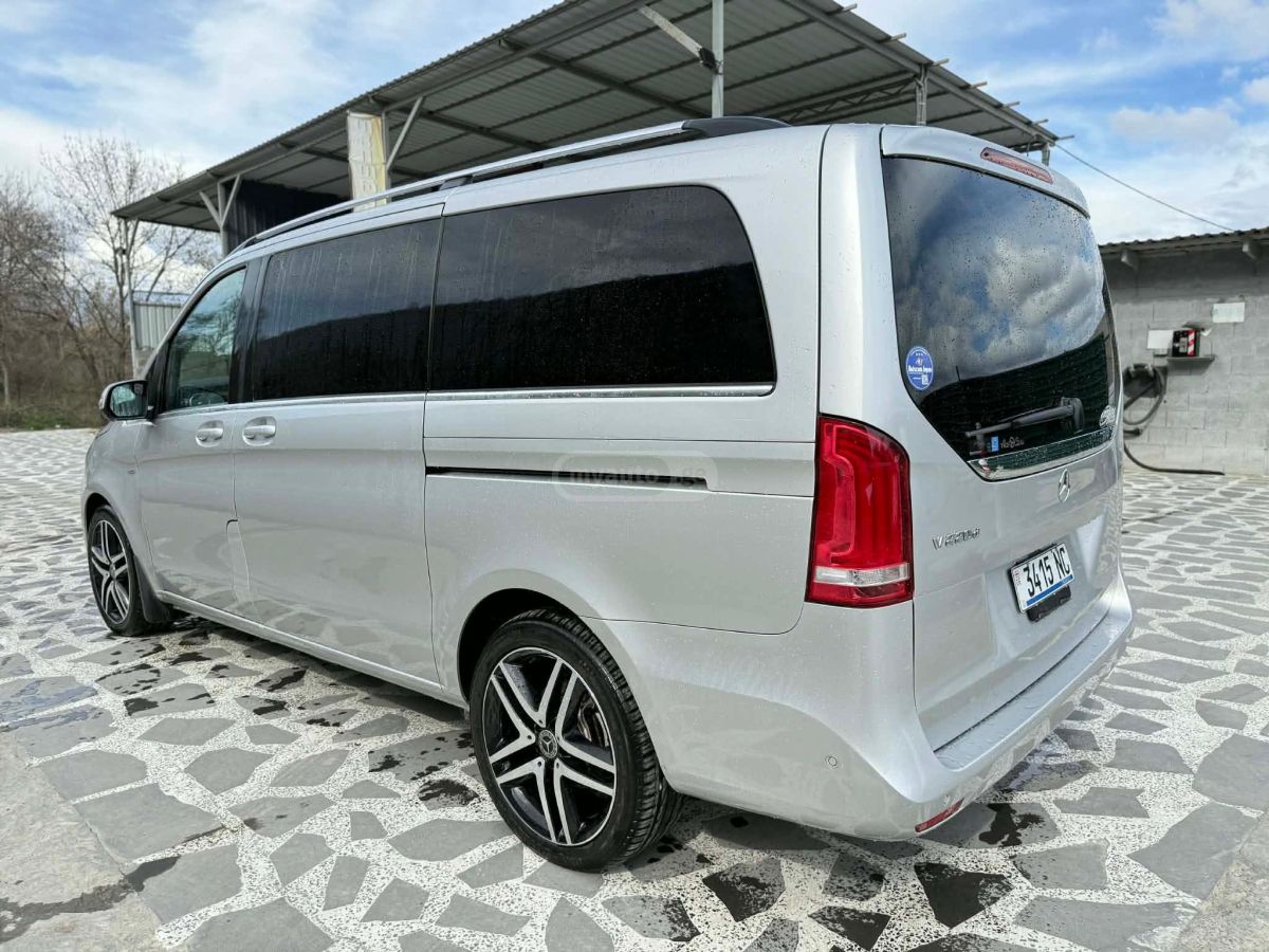 Mercedes-Benz V 220 - фото 3