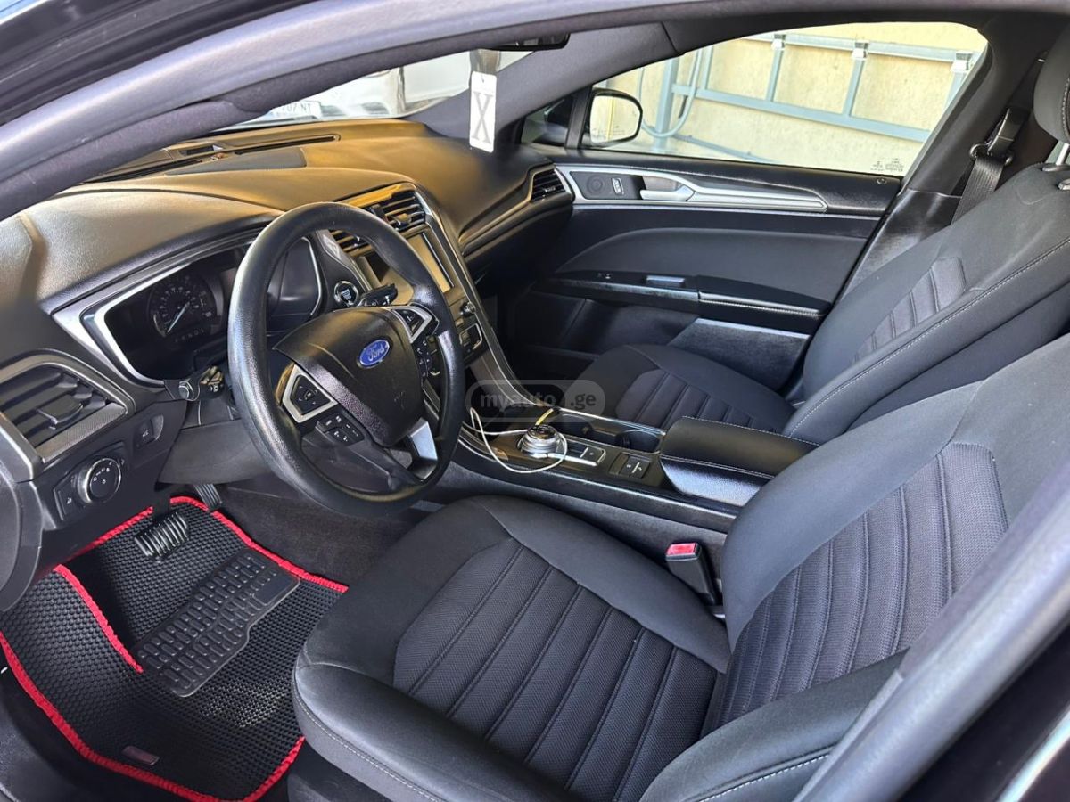 Ford Fusion - фото 11