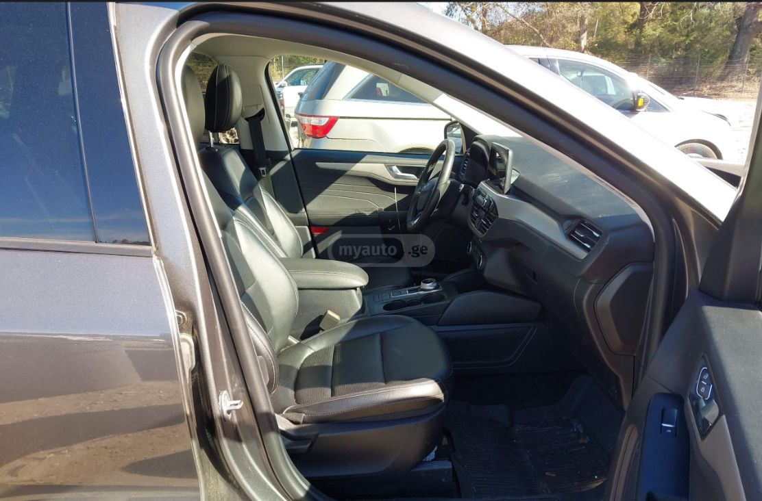 Ford SEL Hybrid 4dr All-Wheel Drive — миниатюра 2