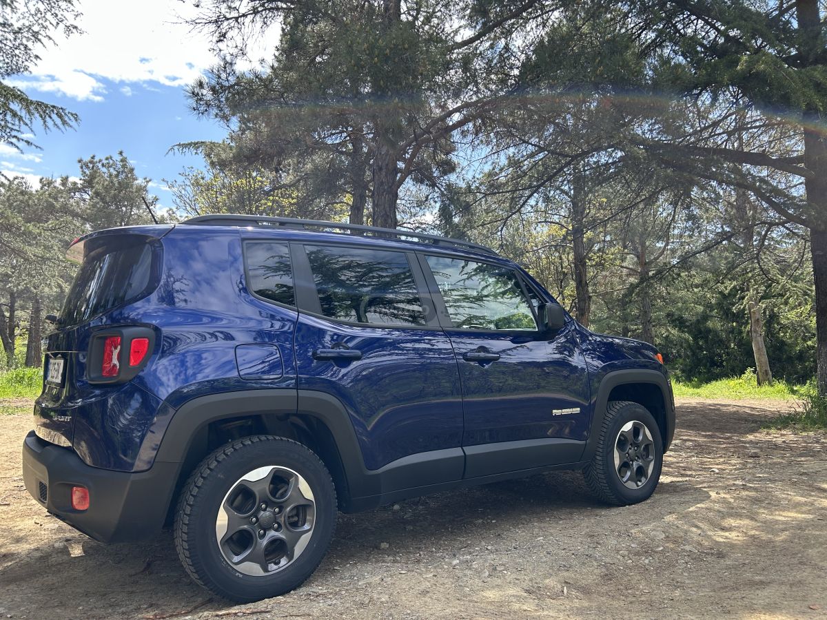 Jeep Renegade - фото 6