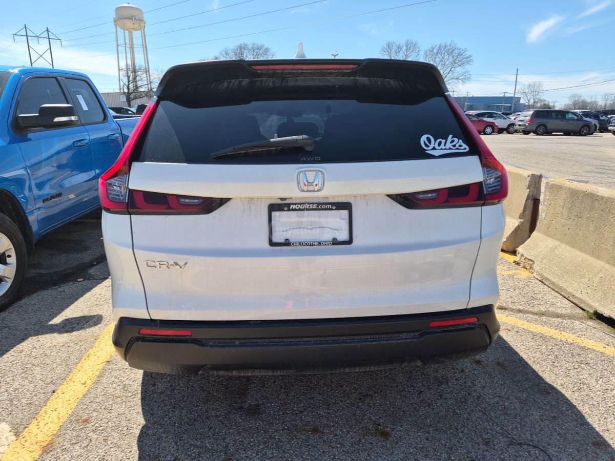 Honda CR-V - фото 5