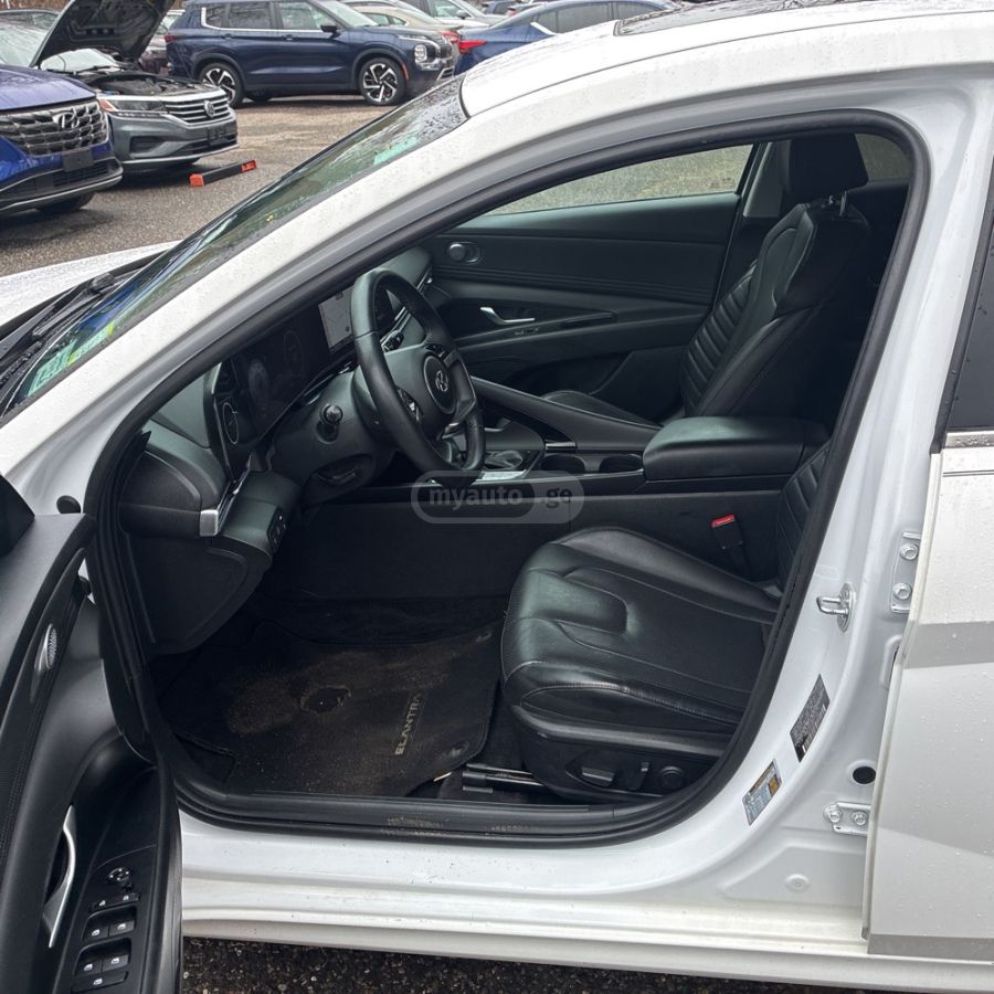 Hyundai Elantra - фото 5