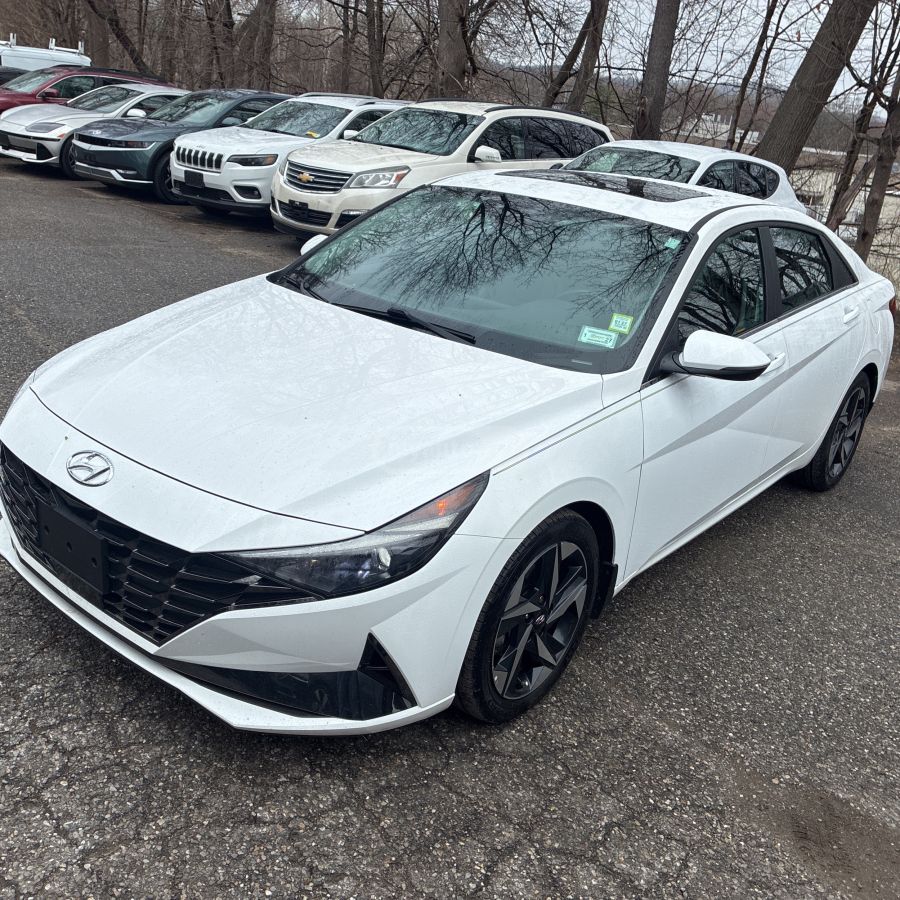 Hyundai Elantra - фото 9