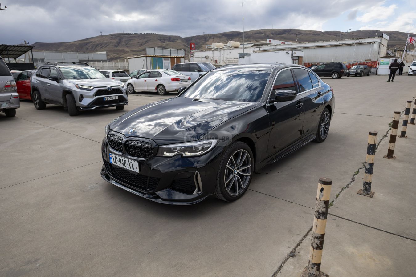 BMW Bmw 330i — миниатюра 1