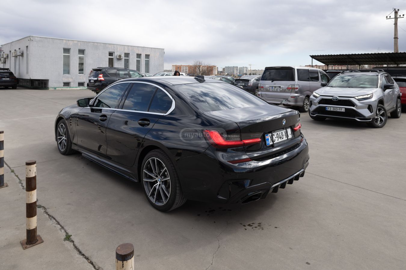 BMW Bmw 330i — миниатюра 6