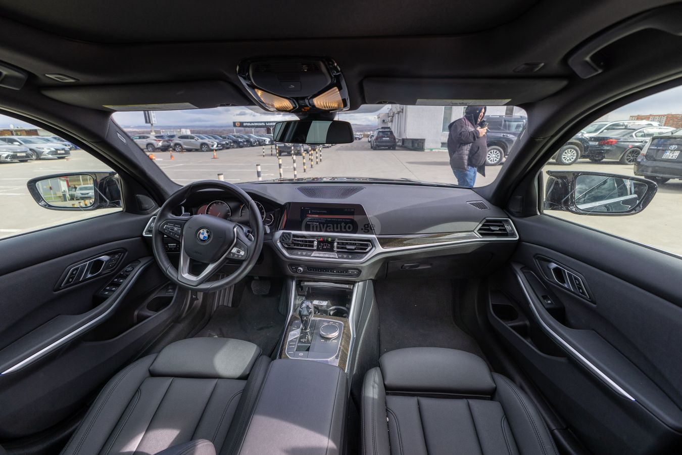 BMW Bmw 330i — миниатюра 9