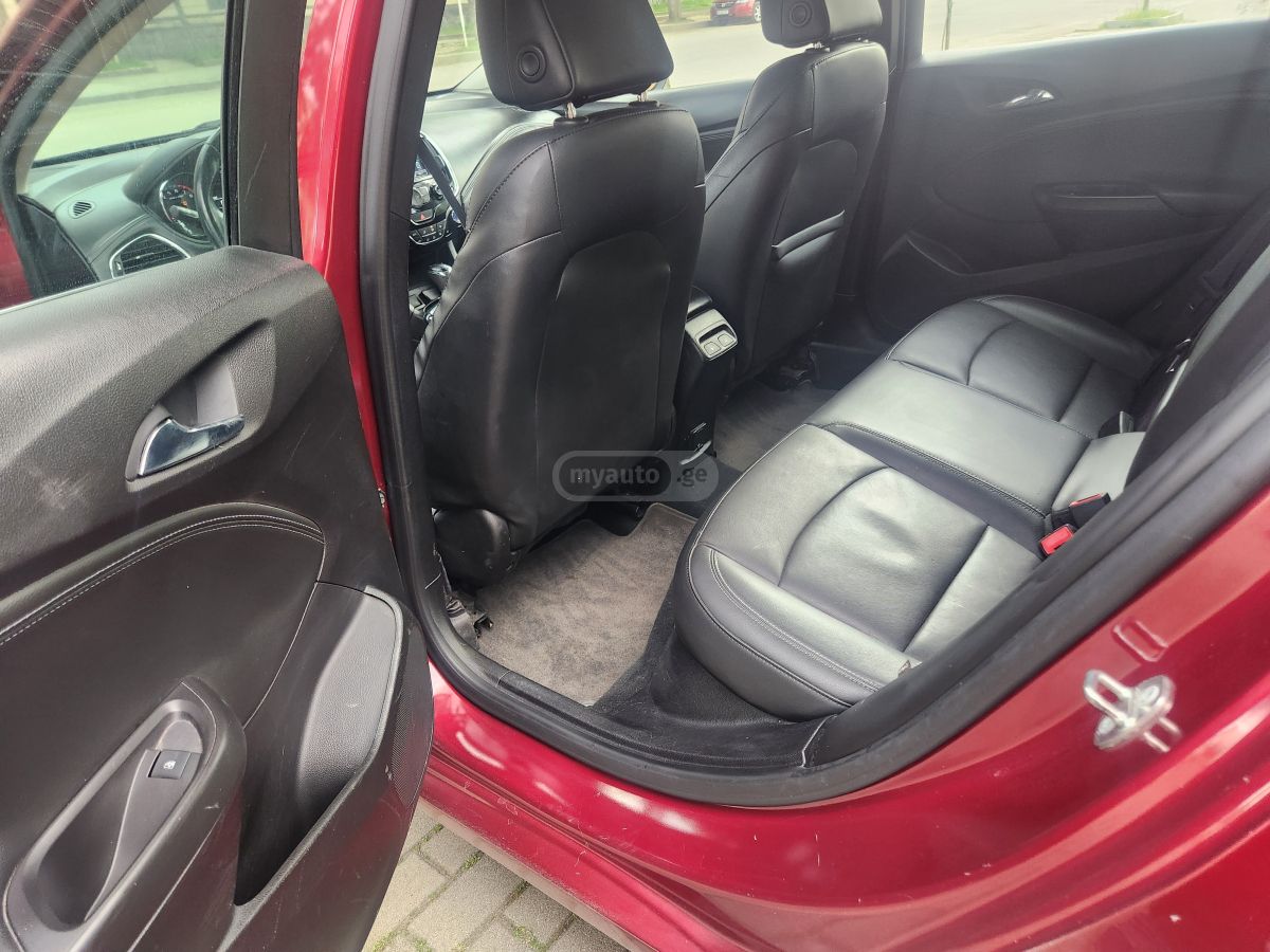 Chevrolet Cruze - фото 13