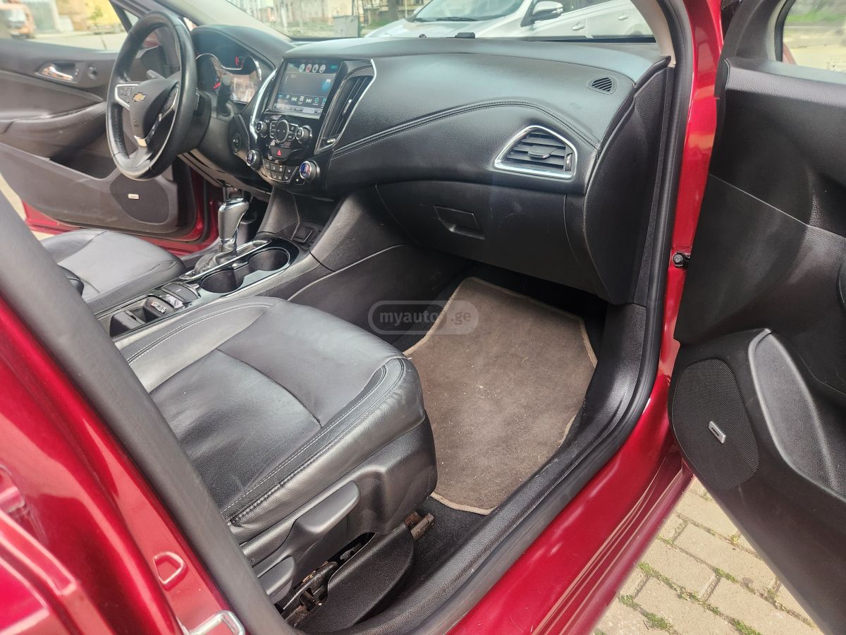 Chevrolet Cruze - фото 15