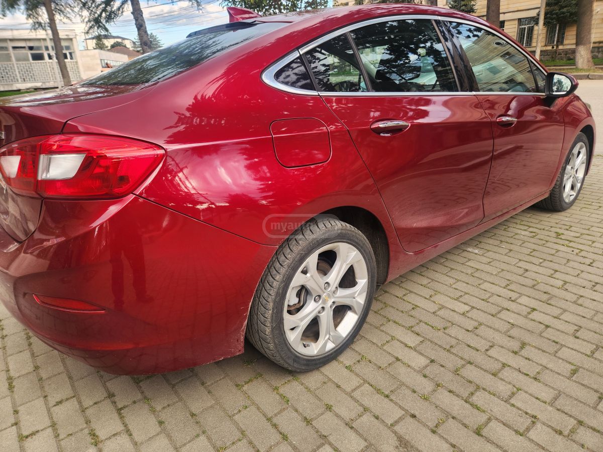 Chevrolet Cruze - фото 8