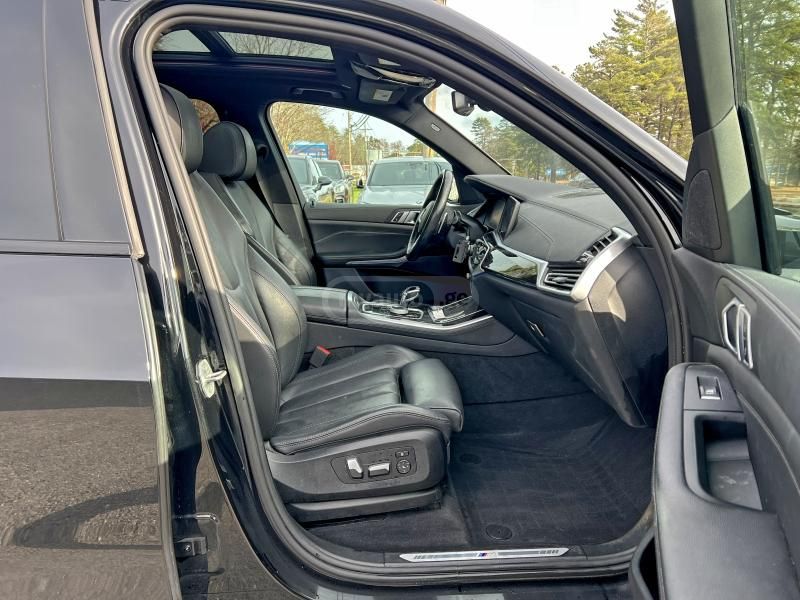 BMW xDrive40i 4dr All-Wheel Drive — миниатюра 5