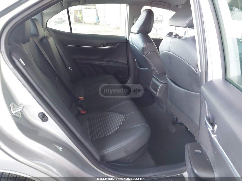 Toyota SE — миниатюра 8