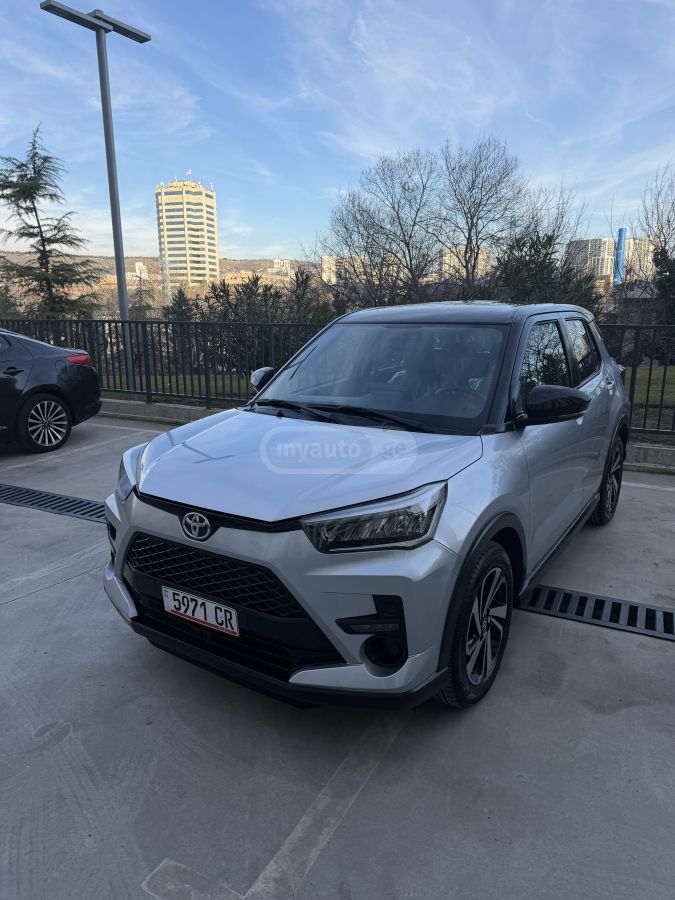 Toyota Проходной!150т.р таможня!1.0 б — миниатюра 3