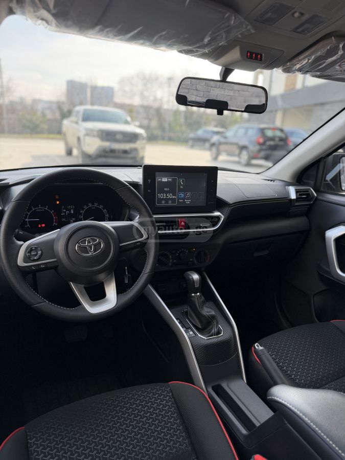 Toyota Проходной!150т.р таможня!1.0 б — миниатюра 5