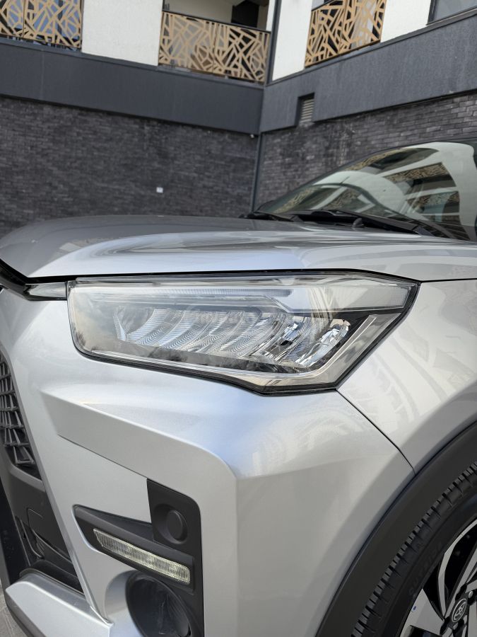 Toyota Проходной!150т.р таможня!1.0 б — миниатюра 7