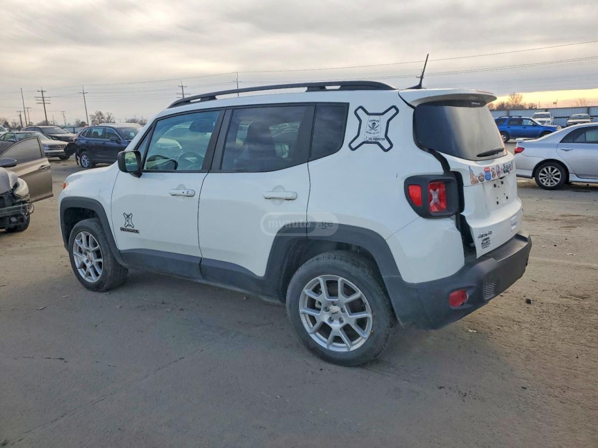 Jeep Renegade - фото 2