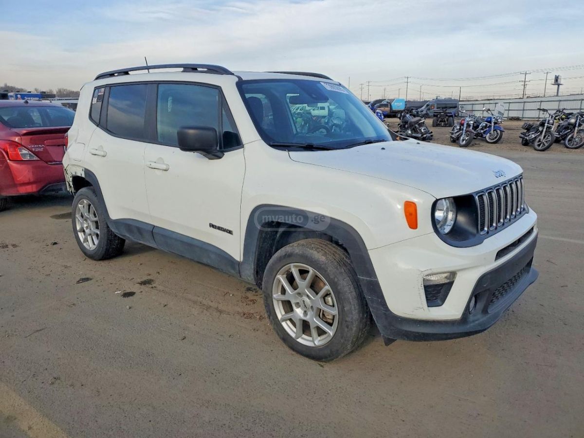 Jeep Renegade - фото 4