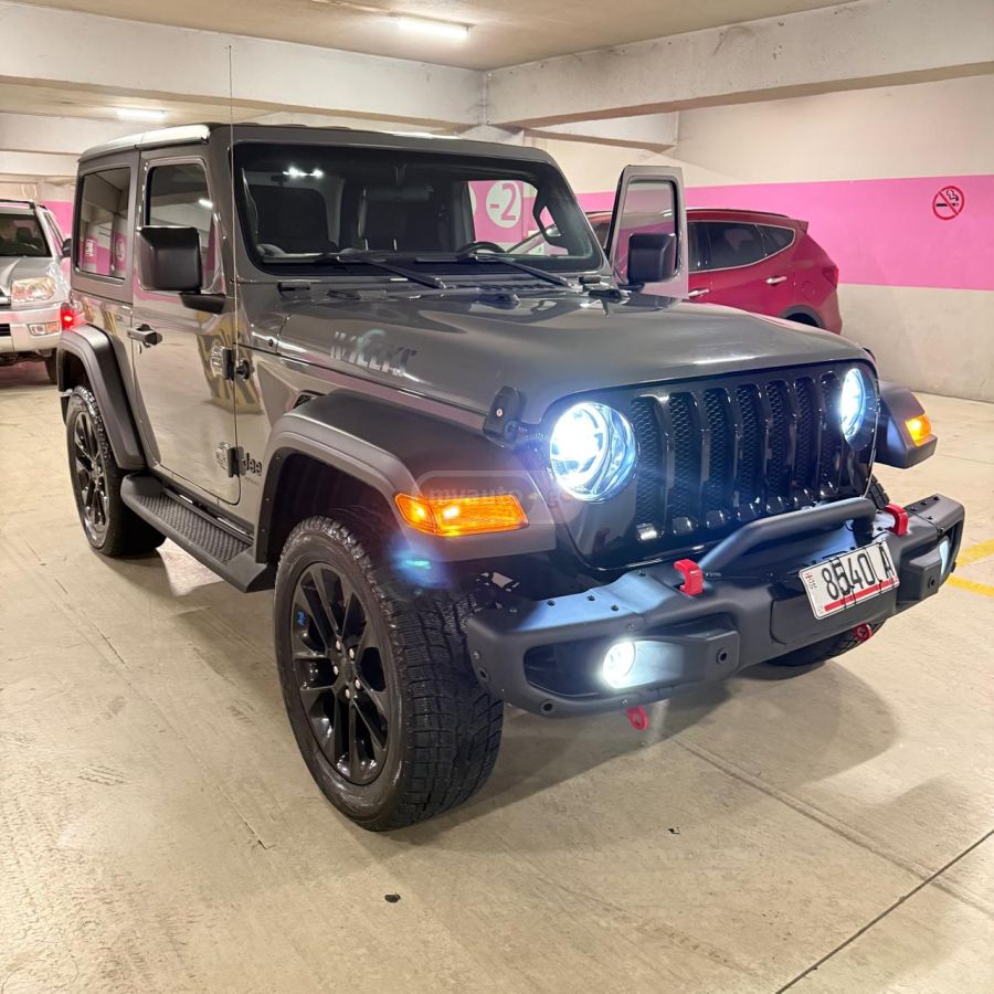 Jeep Wrangler - фото 1